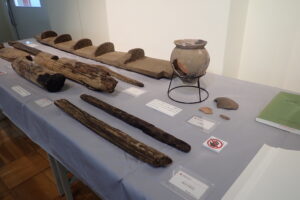 第２回埋文セミナー関連展示が始まりました。