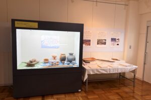埋文セミナー 第１回（恒武西浦遺跡）関連展示